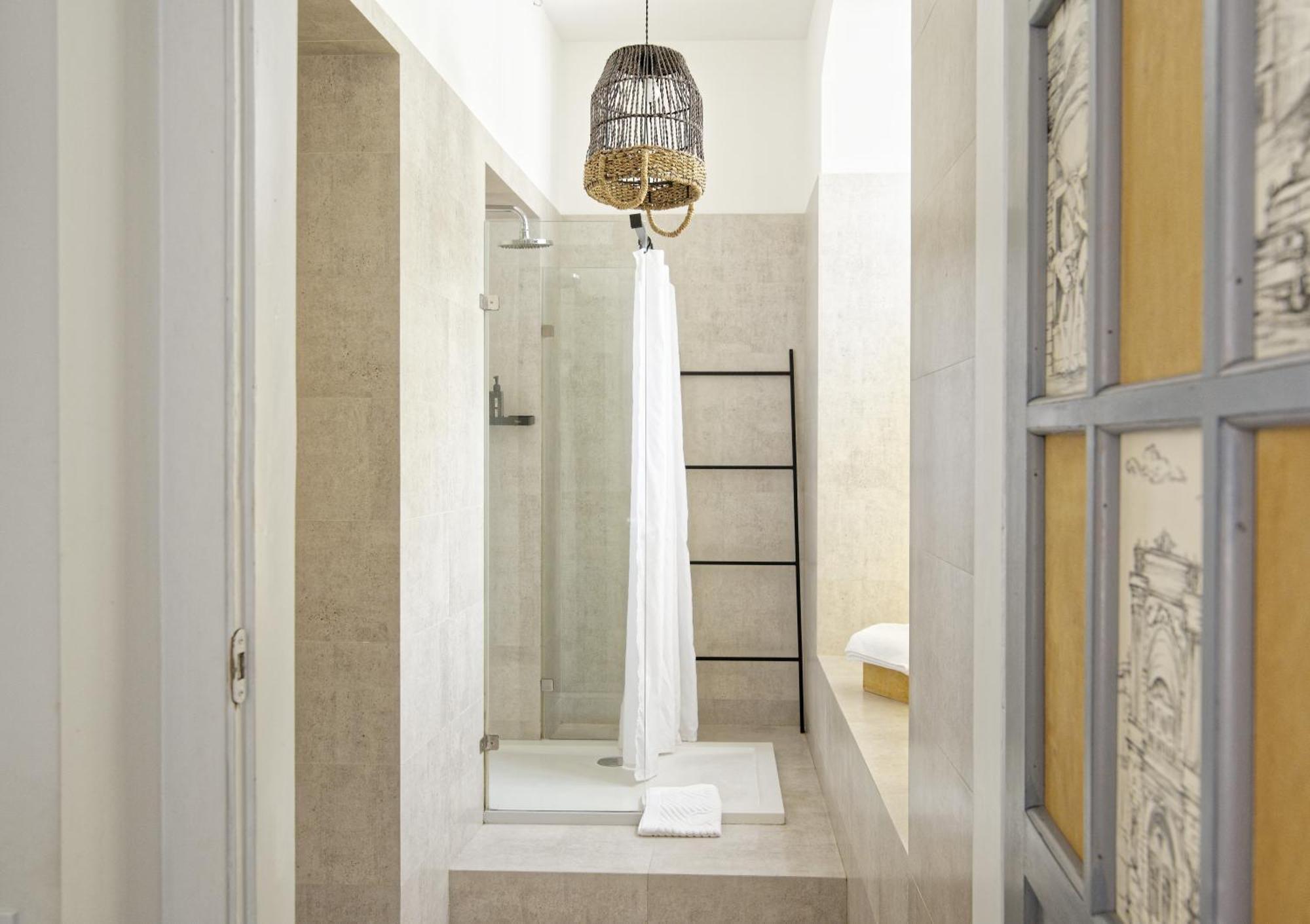 White Door Apartments Heart Of Odessa 1 ภายนอก รูปภาพ