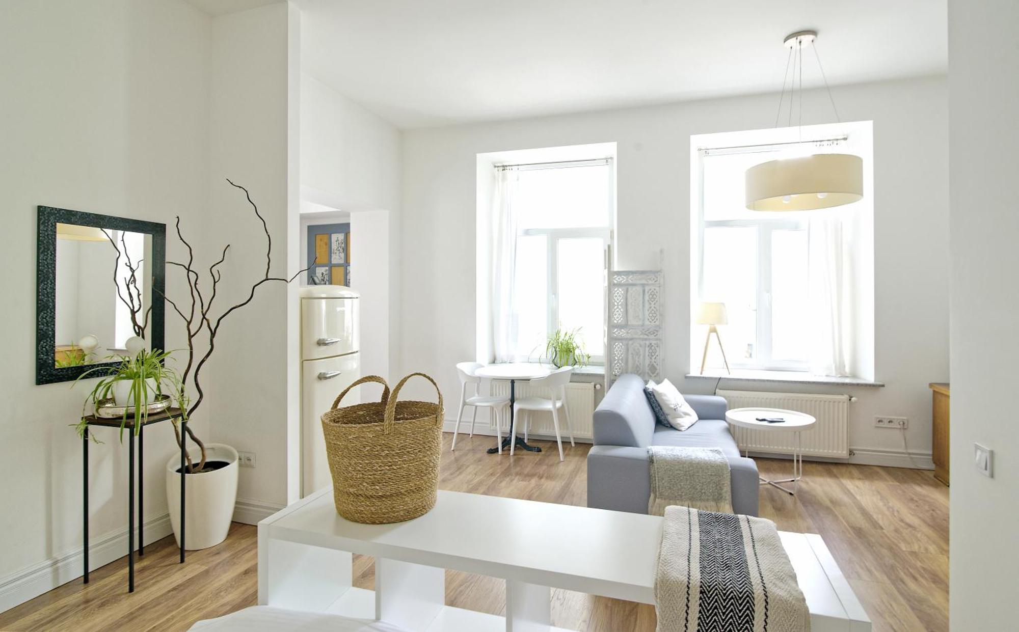 White Door Apartments Heart Of Odessa 1 ภายนอก รูปภาพ