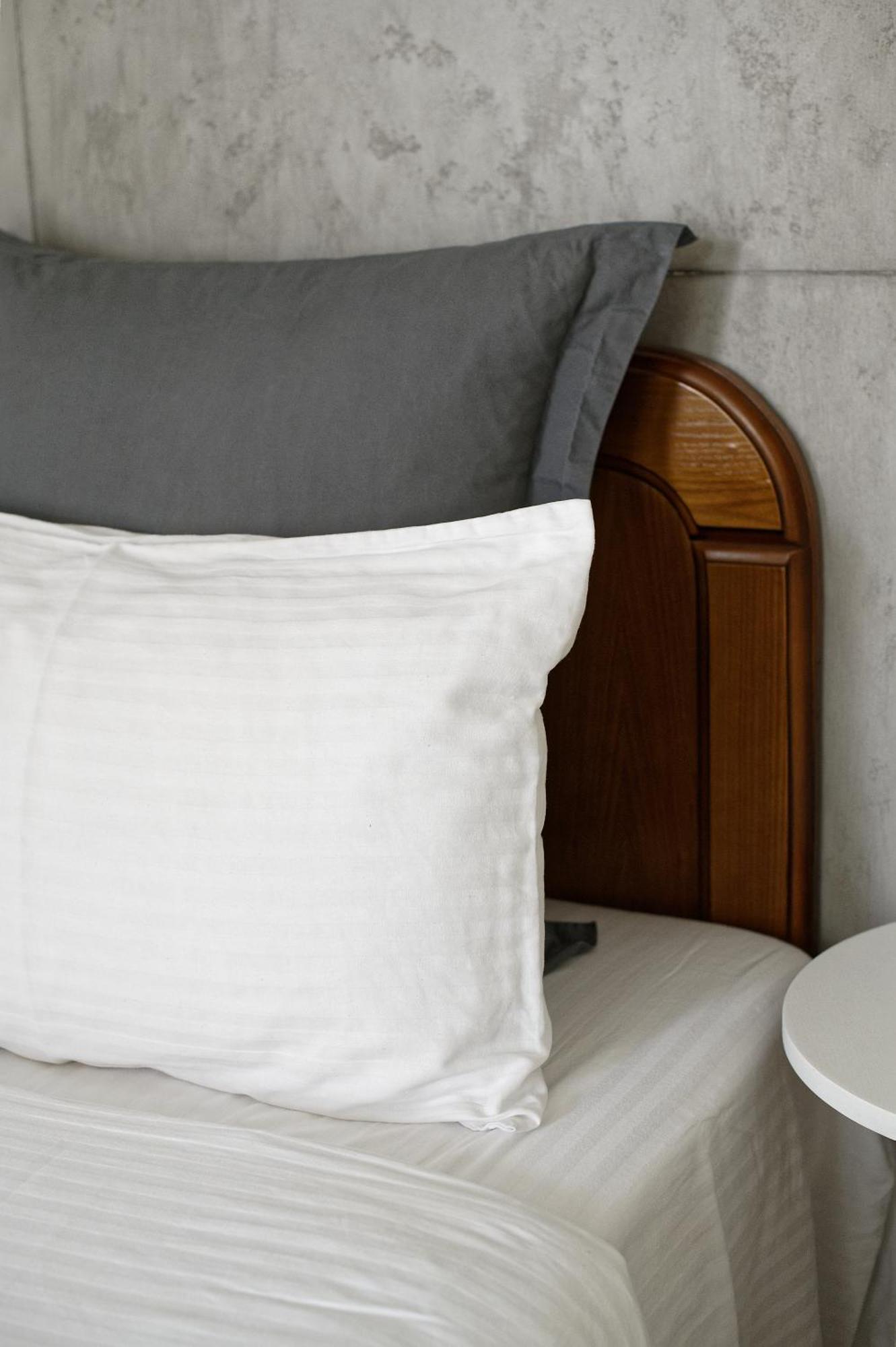 White Door Apartments Heart Of Odessa 1 ภายนอก รูปภาพ