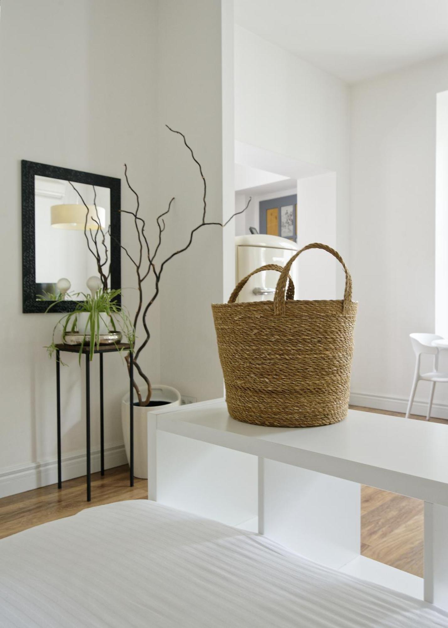 White Door Apartments Heart Of Odessa 1 ภายนอก รูปภาพ