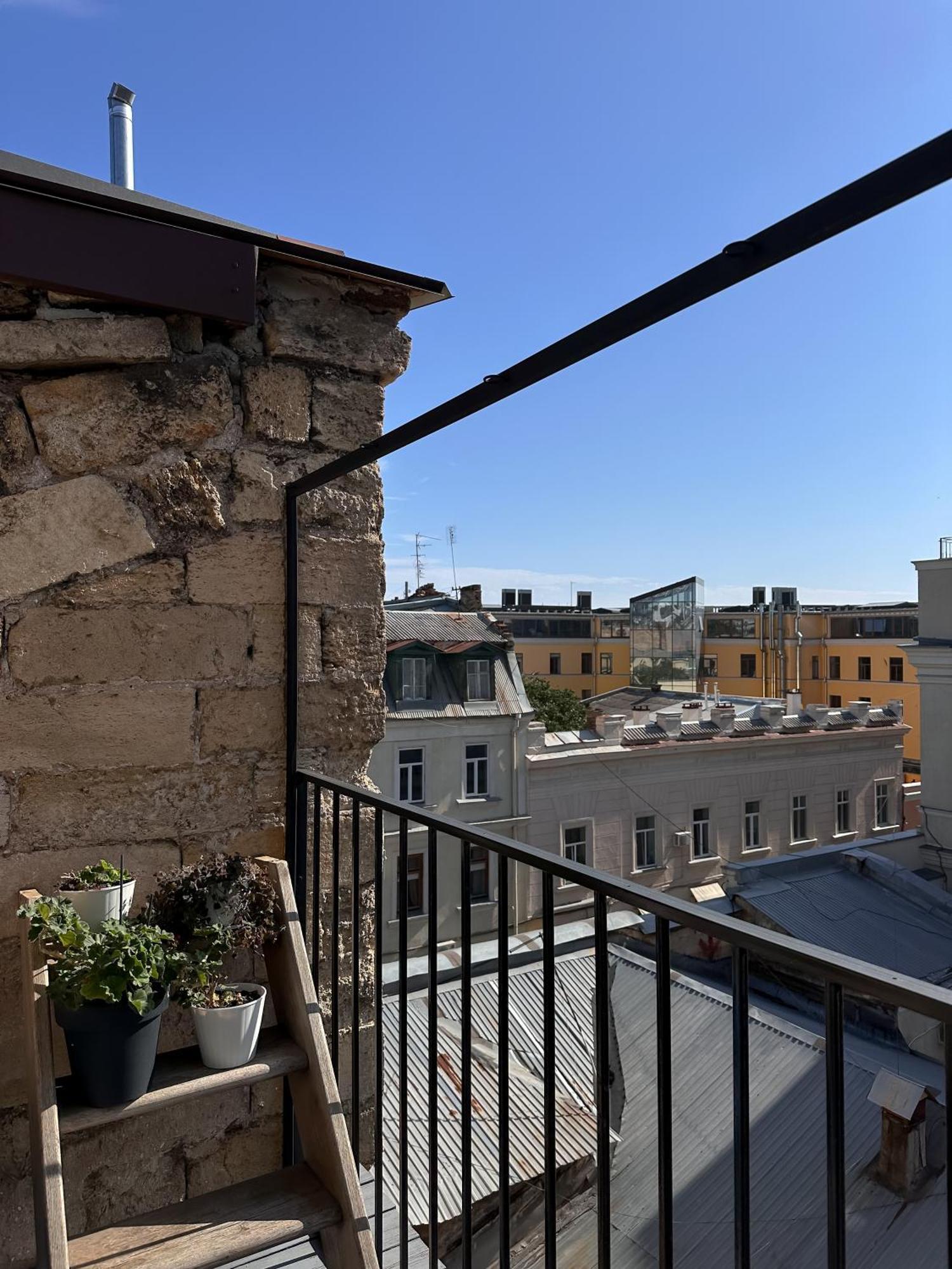 White Door Apartments Heart Of Odessa 1 ภายนอก รูปภาพ